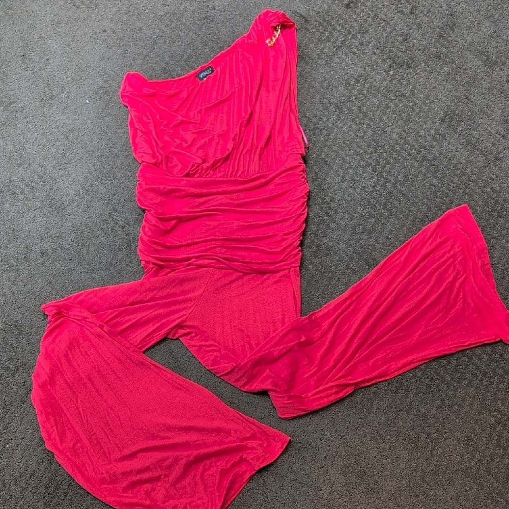 VENUS Bold One Shoulder Romper
